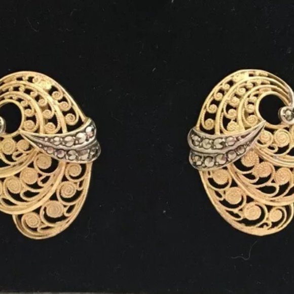 Vintage Earrings Gold Tone Rhinestone - Picture 1 of 4